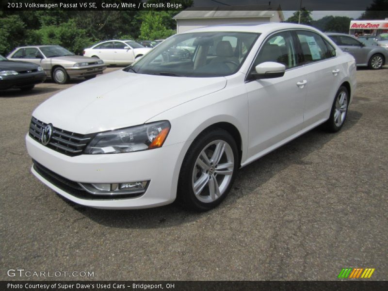 Front 3/4 View of 2013 Passat V6 SE