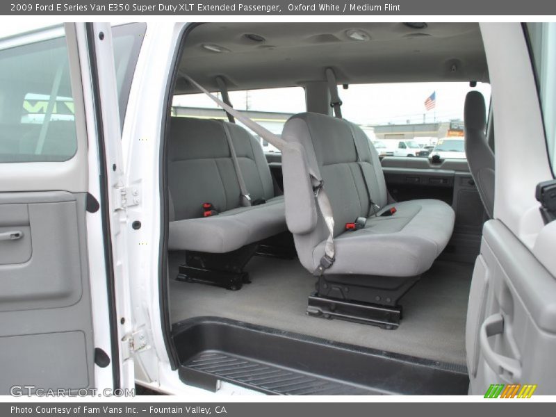 Oxford White / Medium Flint 2009 Ford E Series Van E350 Super Duty XLT Extended Passenger