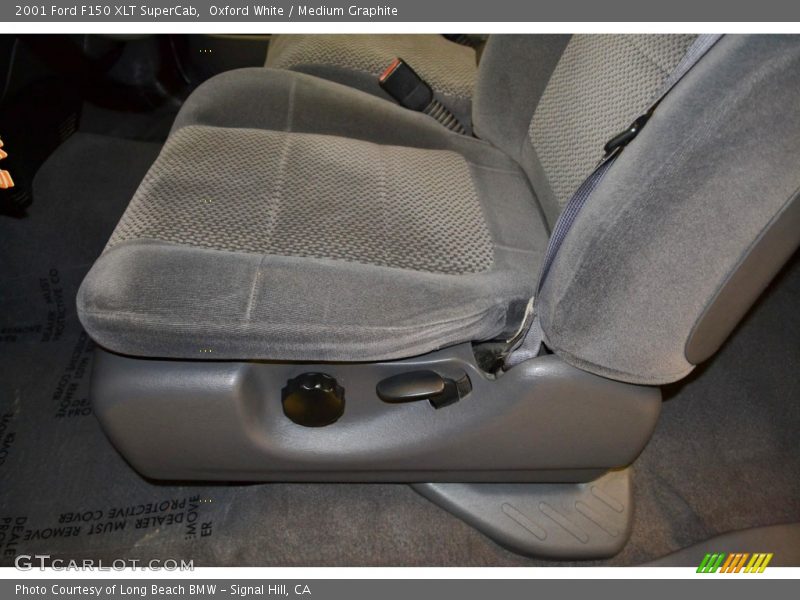 Oxford White / Medium Graphite 2001 Ford F150 XLT SuperCab
