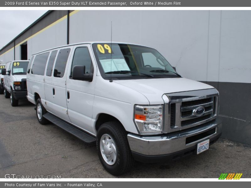 Oxford White / Medium Flint 2009 Ford E Series Van E350 Super Duty XLT Extended Passenger