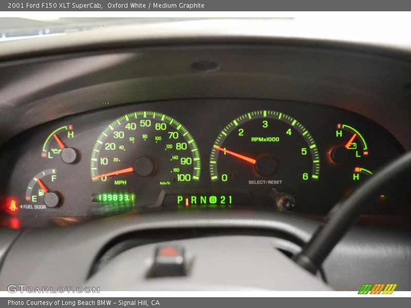 Oxford White / Medium Graphite 2001 Ford F150 XLT SuperCab