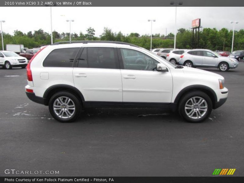 Ice White / Off Black 2010 Volvo XC90 3.2 AWD