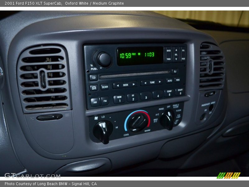 Oxford White / Medium Graphite 2001 Ford F150 XLT SuperCab