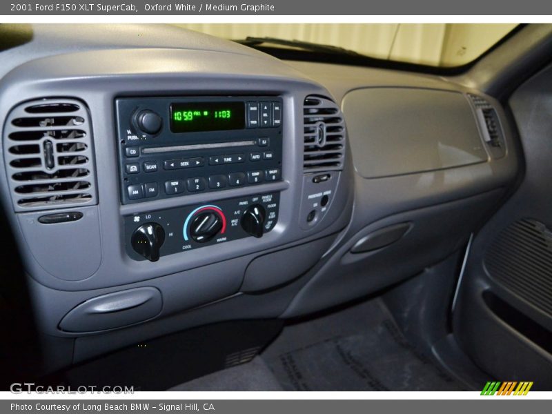 Oxford White / Medium Graphite 2001 Ford F150 XLT SuperCab