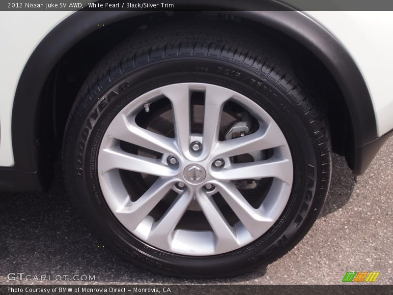 White Pearl / Black/Silver Trim 2012 Nissan Juke SV AWD