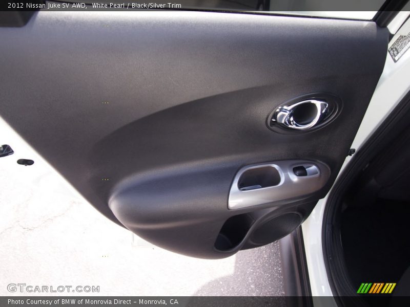 White Pearl / Black/Silver Trim 2012 Nissan Juke SV AWD