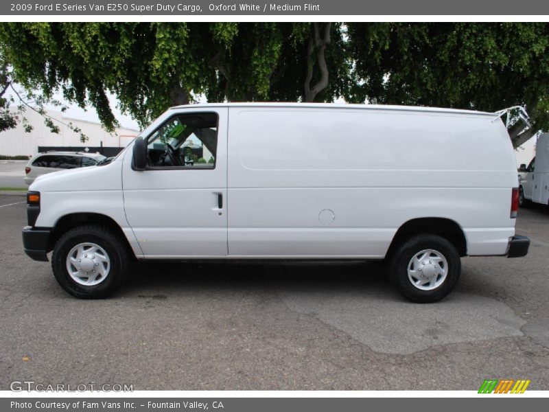 Oxford White / Medium Flint 2009 Ford E Series Van E250 Super Duty Cargo