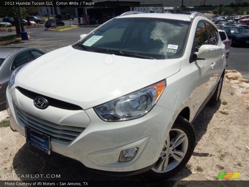 Cotton White / Taupe 2013 Hyundai Tucson GLS