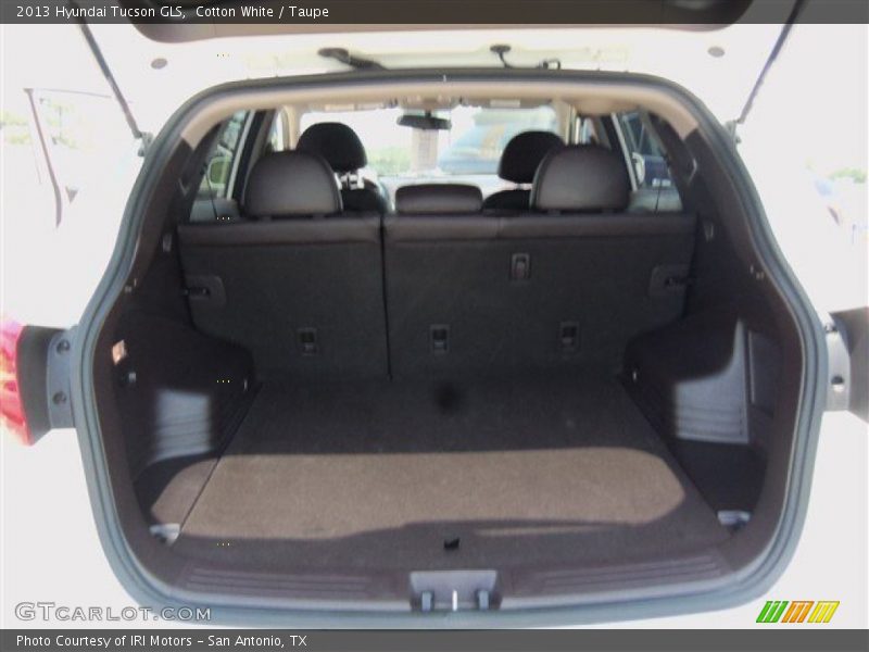 Cotton White / Taupe 2013 Hyundai Tucson GLS