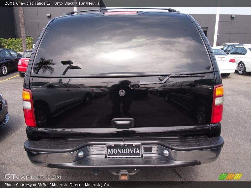 Onyx Black / Tan/Neutral 2001 Chevrolet Tahoe LS