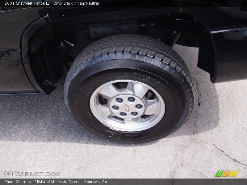 Onyx Black / Tan/Neutral 2001 Chevrolet Tahoe LS