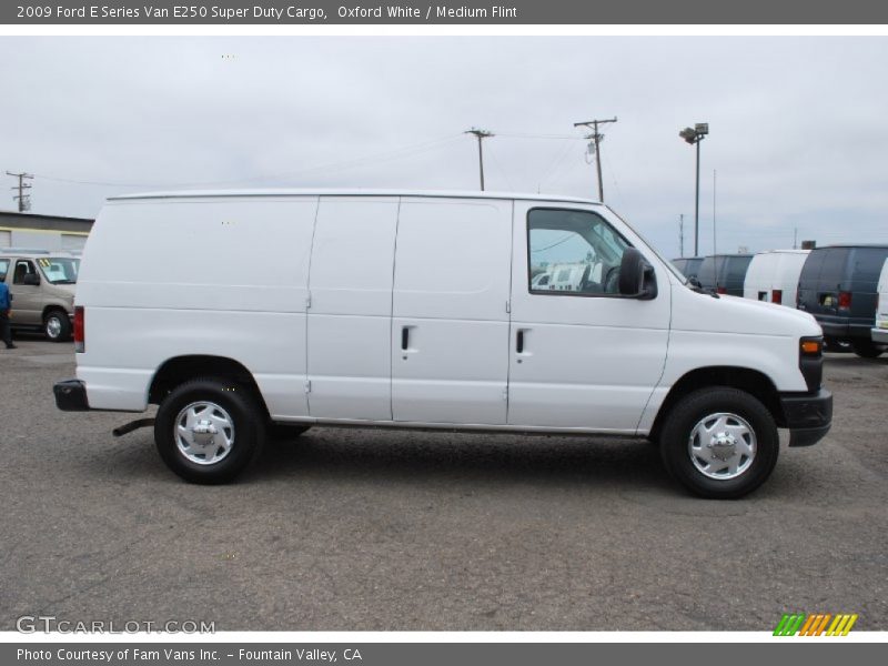 Oxford White / Medium Flint 2009 Ford E Series Van E250 Super Duty Cargo