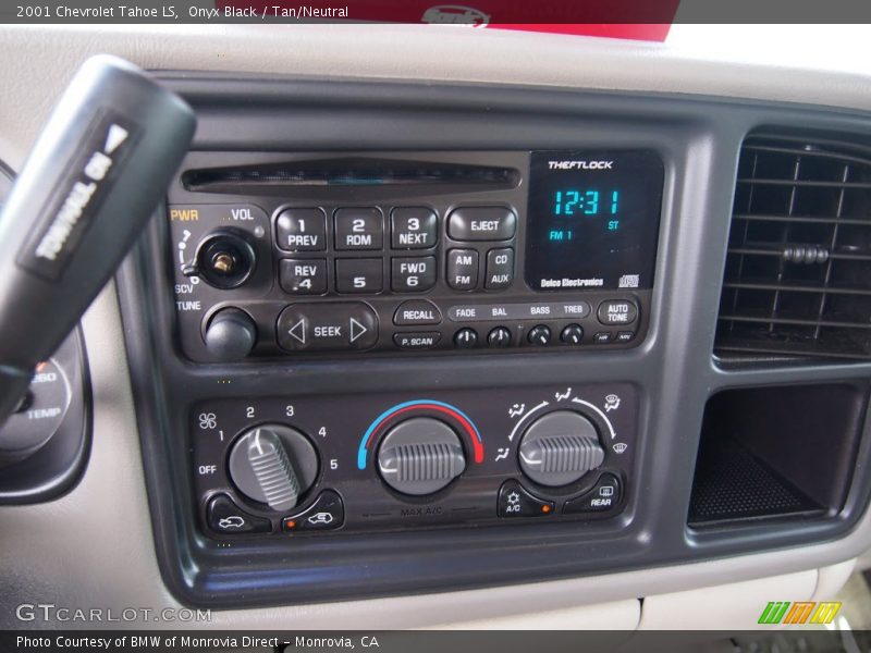 Onyx Black / Tan/Neutral 2001 Chevrolet Tahoe LS