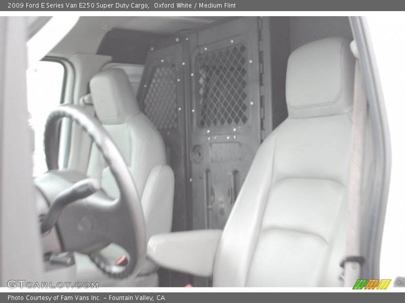 Oxford White / Medium Flint 2009 Ford E Series Van E250 Super Duty Cargo