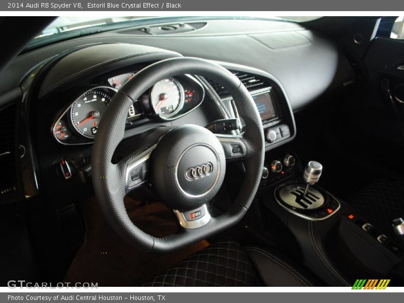  2014 R8 Spyder V8 Steering Wheel