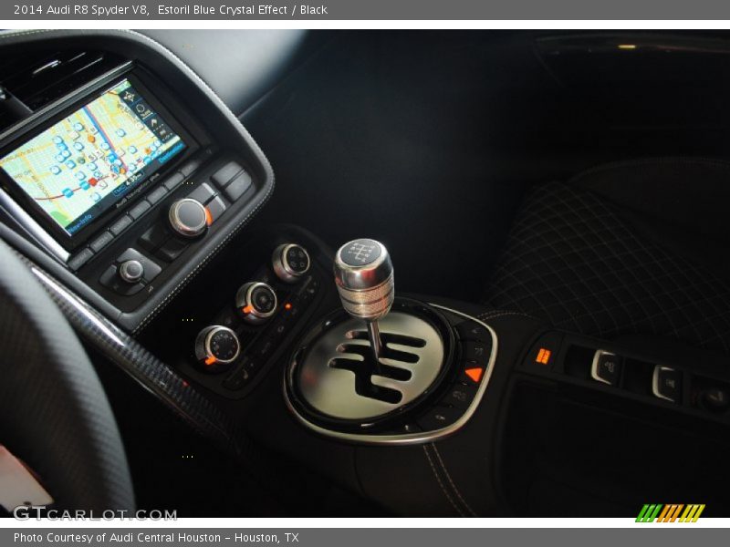  2014 R8 Spyder V8 6 Speed Manual Shifter