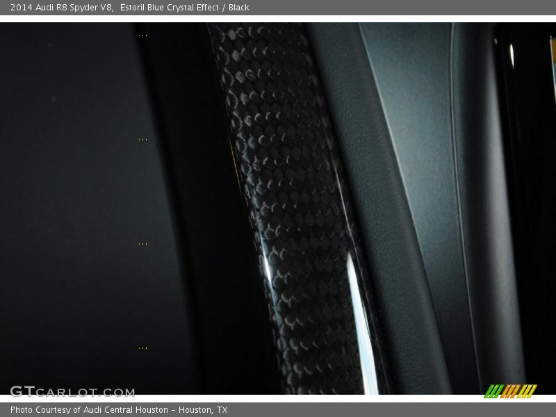 Estoril Blue Crystal Effect / Black 2014 Audi R8 Spyder V8