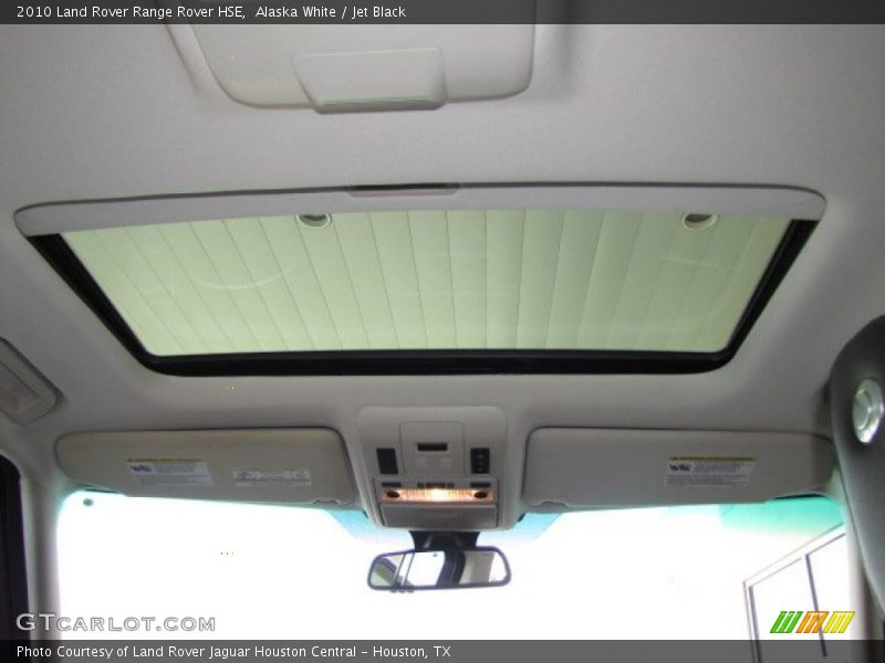 Alaska White / Jet Black 2010 Land Rover Range Rover HSE