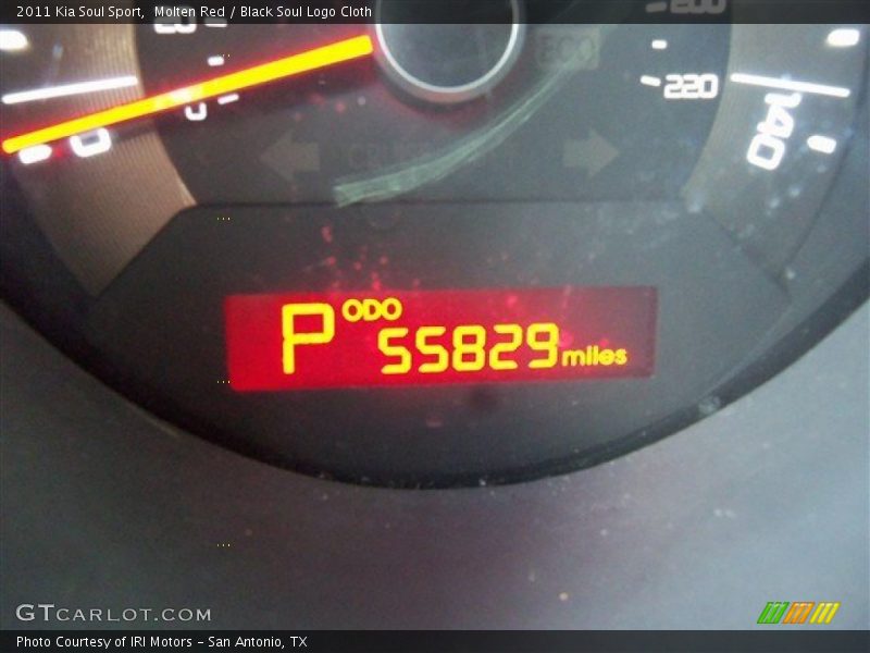 Molten Red / Black Soul Logo Cloth 2011 Kia Soul Sport
