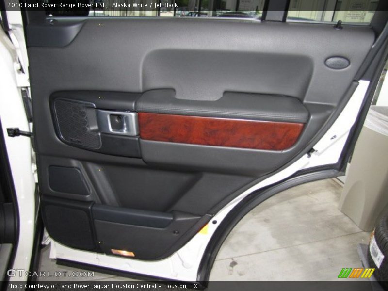 Alaska White / Jet Black 2010 Land Rover Range Rover HSE