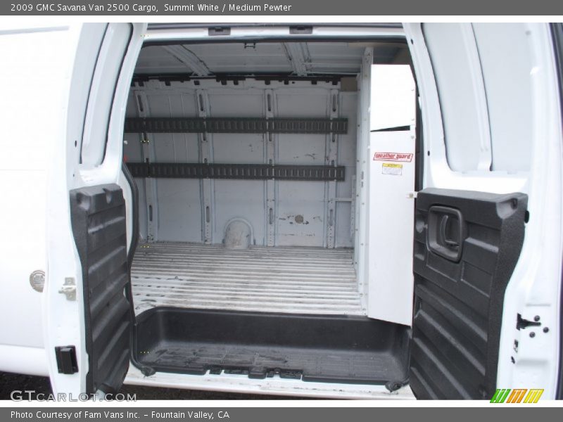 Summit White / Medium Pewter 2009 GMC Savana Van 2500 Cargo