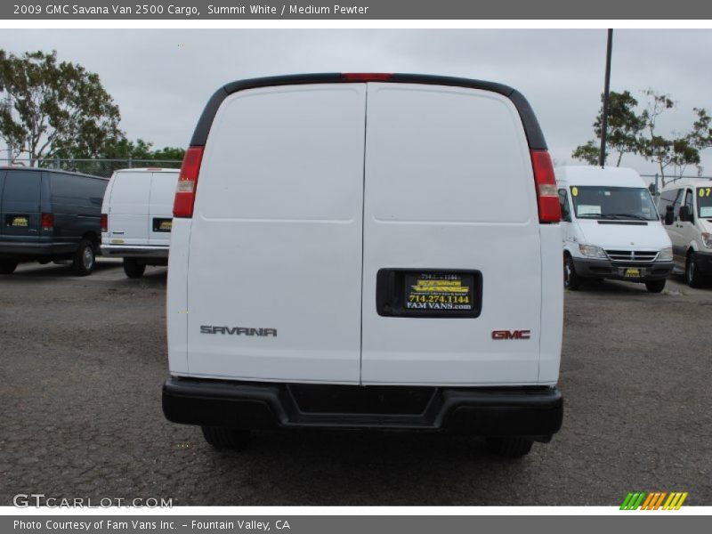Summit White / Medium Pewter 2009 GMC Savana Van 2500 Cargo