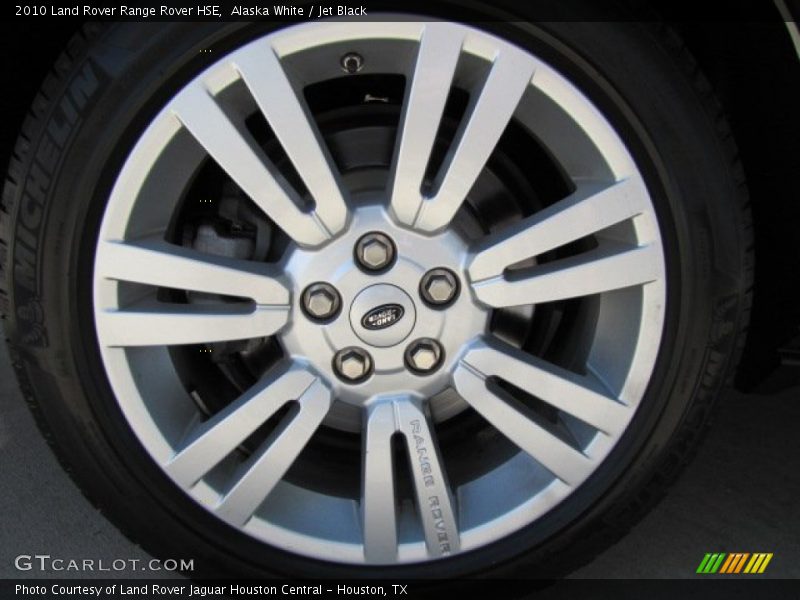Alaska White / Jet Black 2010 Land Rover Range Rover HSE