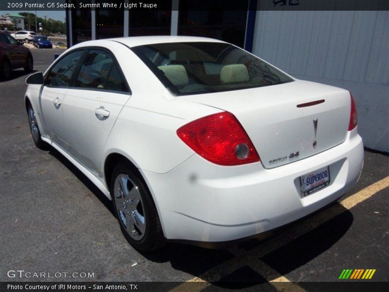 Summit White / Light Taupe 2009 Pontiac G6 Sedan