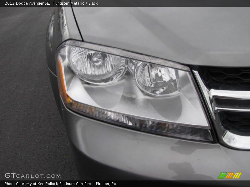 Tungsten Metallic / Black 2012 Dodge Avenger SE