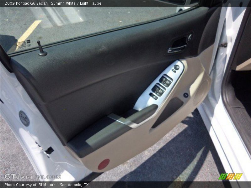 Summit White / Light Taupe 2009 Pontiac G6 Sedan