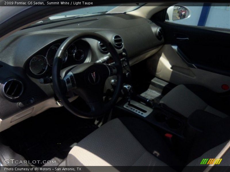 Summit White / Light Taupe 2009 Pontiac G6 Sedan