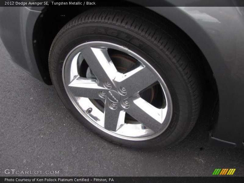 Tungsten Metallic / Black 2012 Dodge Avenger SE
