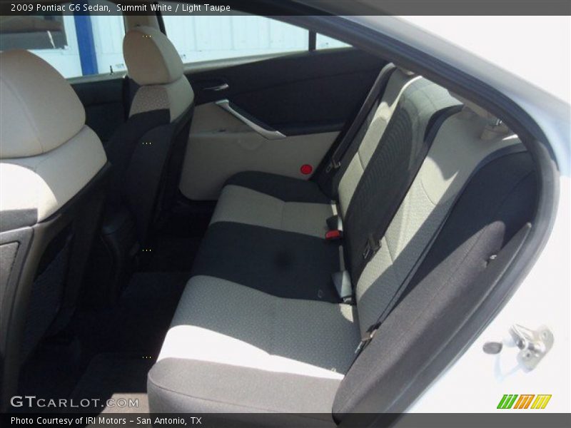 Summit White / Light Taupe 2009 Pontiac G6 Sedan