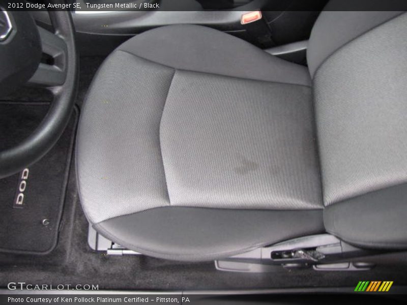 Tungsten Metallic / Black 2012 Dodge Avenger SE