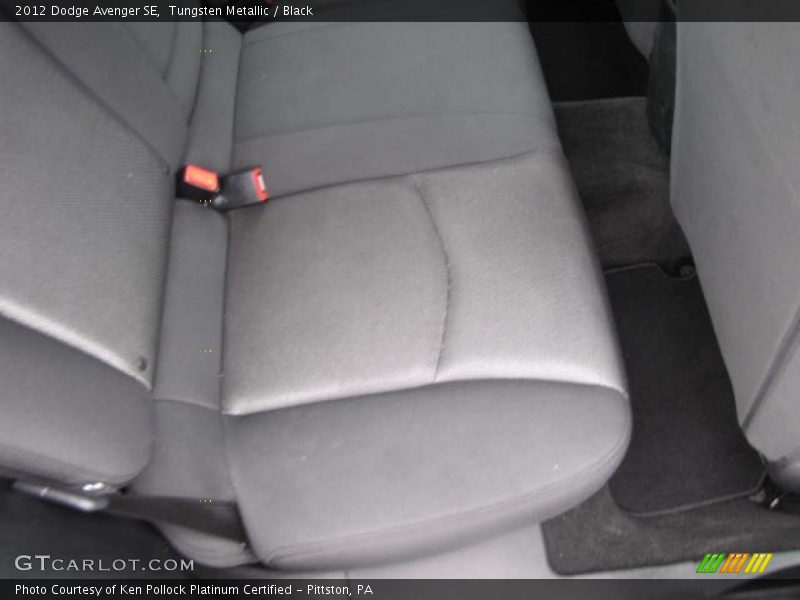 Tungsten Metallic / Black 2012 Dodge Avenger SE