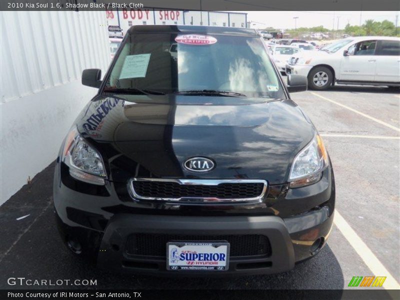 Shadow Black / Black Cloth 2010 Kia Soul 1.6