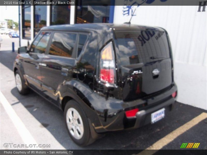 Shadow Black / Black Cloth 2010 Kia Soul 1.6