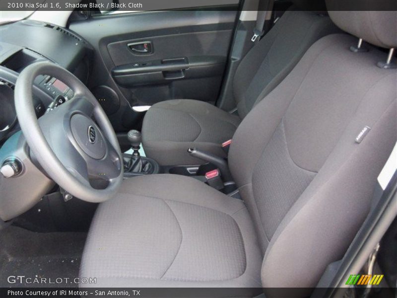 Shadow Black / Black Cloth 2010 Kia Soul 1.6