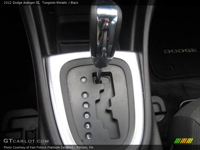 Tungsten Metallic / Black 2012 Dodge Avenger SE