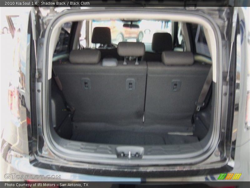 Shadow Black / Black Cloth 2010 Kia Soul 1.6