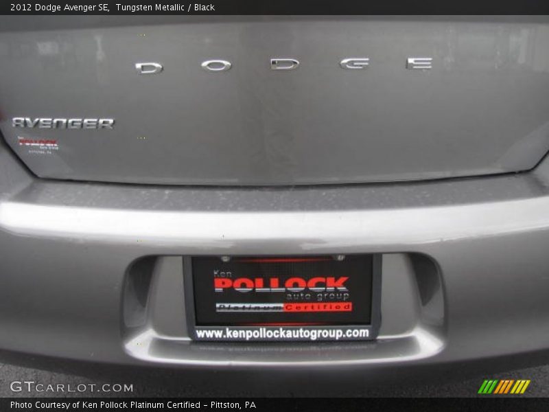 Tungsten Metallic / Black 2012 Dodge Avenger SE