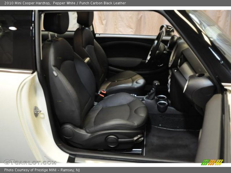 Pepper White / Punch Carbon Black Leather 2010 Mini Cooper Hardtop