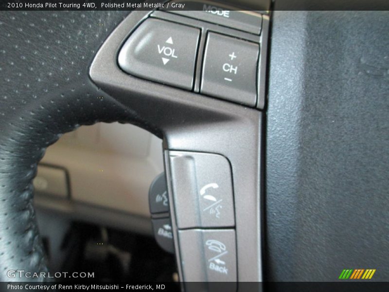 Polished Metal Metallic / Gray 2010 Honda Pilot Touring 4WD