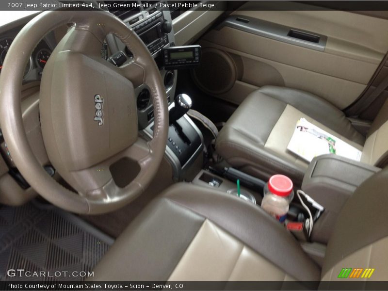 Jeep Green Metallic / Pastel Pebble Beige 2007 Jeep Patriot Limited 4x4