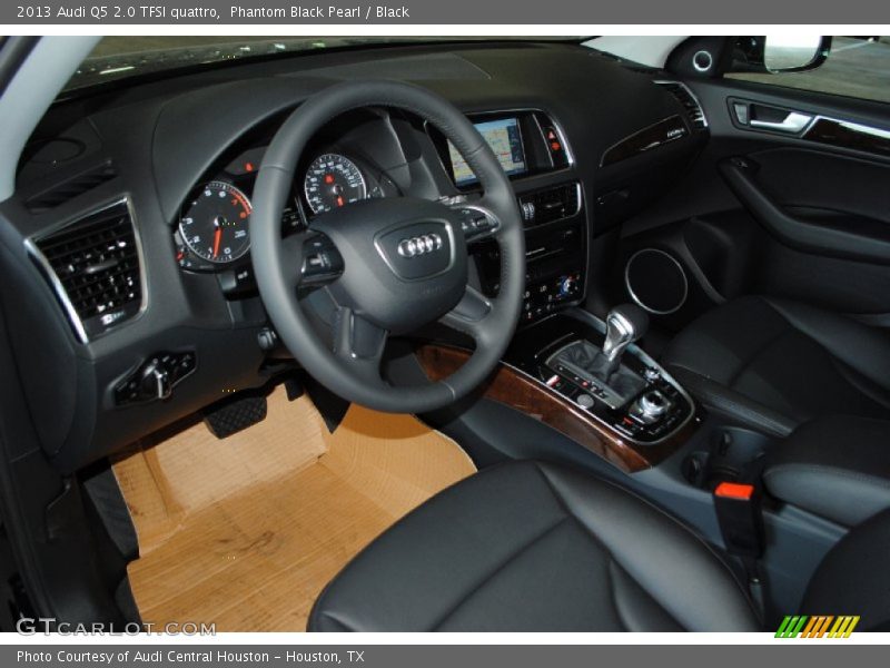 Phantom Black Pearl / Black 2013 Audi Q5 2.0 TFSI quattro