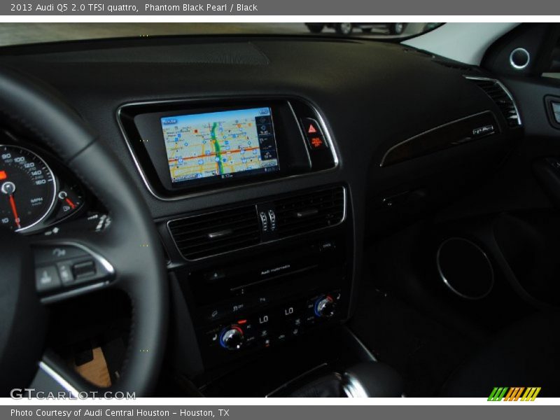 Phantom Black Pearl / Black 2013 Audi Q5 2.0 TFSI quattro
