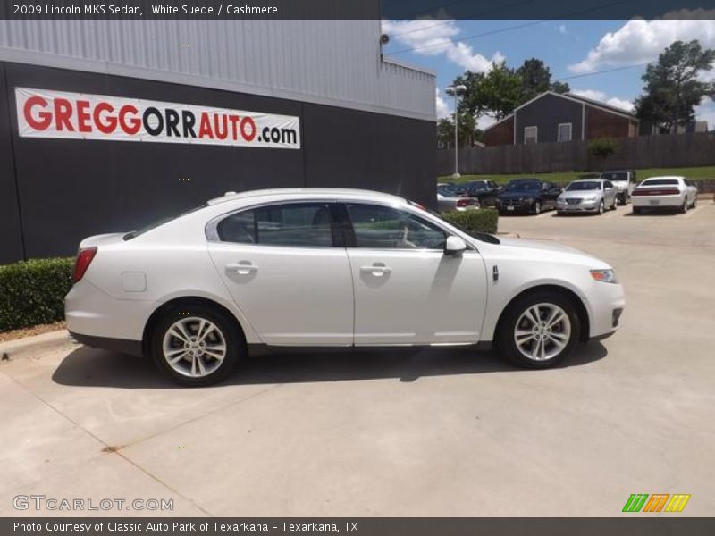 White Suede / Cashmere 2009 Lincoln MKS Sedan