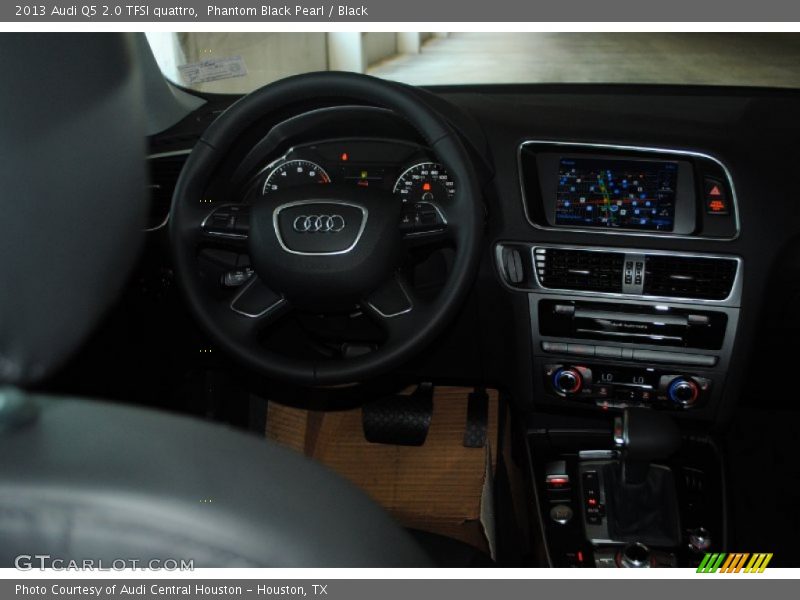 Phantom Black Pearl / Black 2013 Audi Q5 2.0 TFSI quattro