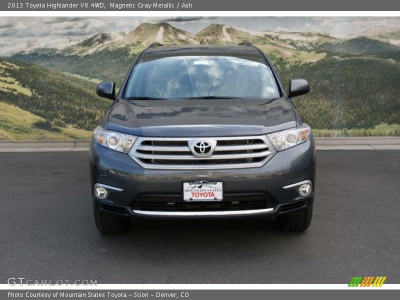 Magnetic Gray Metallic / Ash 2013 Toyota Highlander V6 4WD