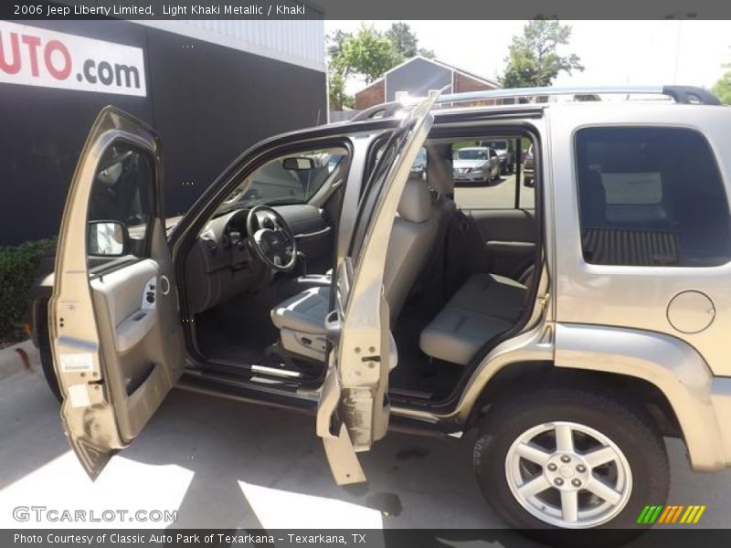 Light Khaki Metallic / Khaki 2006 Jeep Liberty Limited